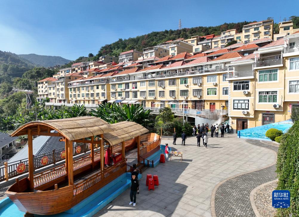 �@��2023��11��19���Ĕz�ĸ�������᪴�O��V������߅�ĘǷ����o�˙C(j��)��Ƭ�������A��ӛ�� ���Ƃ� �z