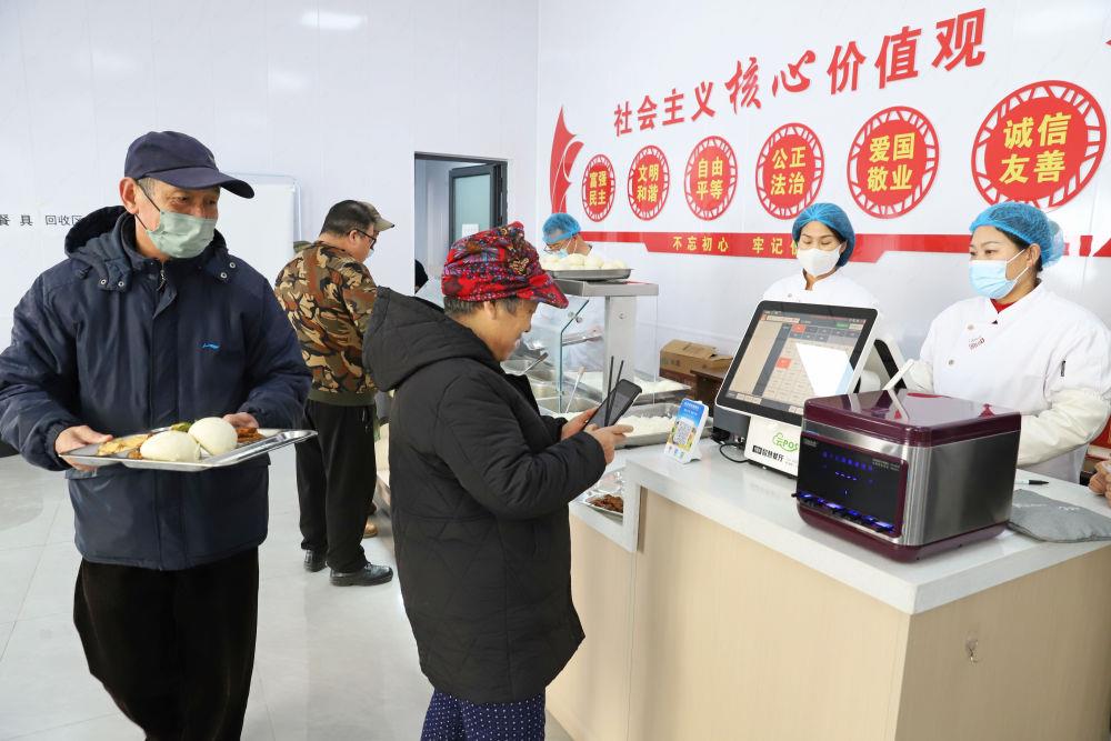 ��2024��2��1�գ������ںӱ��������p���ֵ�����(j��)��@С�^(q��)����ʳ�Ã�(n��i)ُ(g��u)�I�����